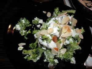 Sałatka z brokułami i fetą